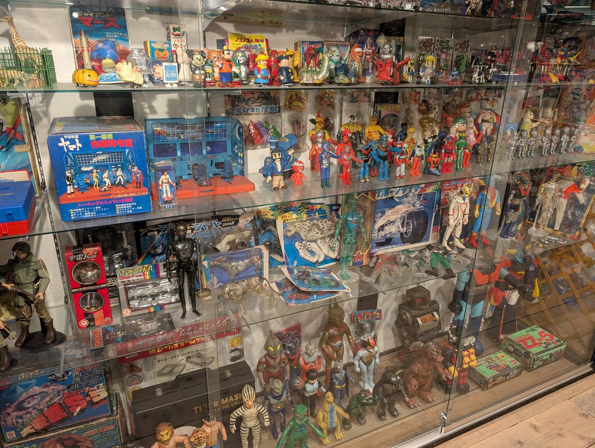 おまけ☝️御手洗昭和館にて😃 こちらの画像を夜通し見ておもちゃの