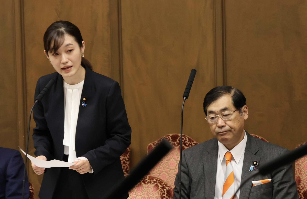 masami120206's tweet photo. 参政党安藤議員
　　「政府の黒字は国民の赤字です。消費税は廃止、
財源は国債。」

参政党塩入清香議員
　　「税は財源ではありません、まず国債発行です。」
エコノミスト会田卓二さん
　「ネットの資金需要の指数から考えても30兆円財政出動か減税，つまり消費税廃止も可」

消費税廃止やん👍 https://t.co/XU6HyGCsdc