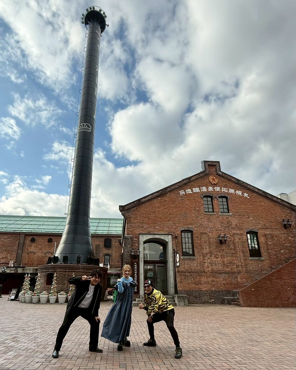 shiraharu48's tweet image. サッポロファクトリーでのトークショー、そして新千歳空港国際アニメーション映画祭のトークショーにお越しいただいた皆さま！ありがとうございました〜☺️✨

「#ゴールデンカムイ」という作品が本当にたくさんの方に愛されているんだなぁと実感した幸せな1日でした！！

北海道最高に楽しかったです🌟