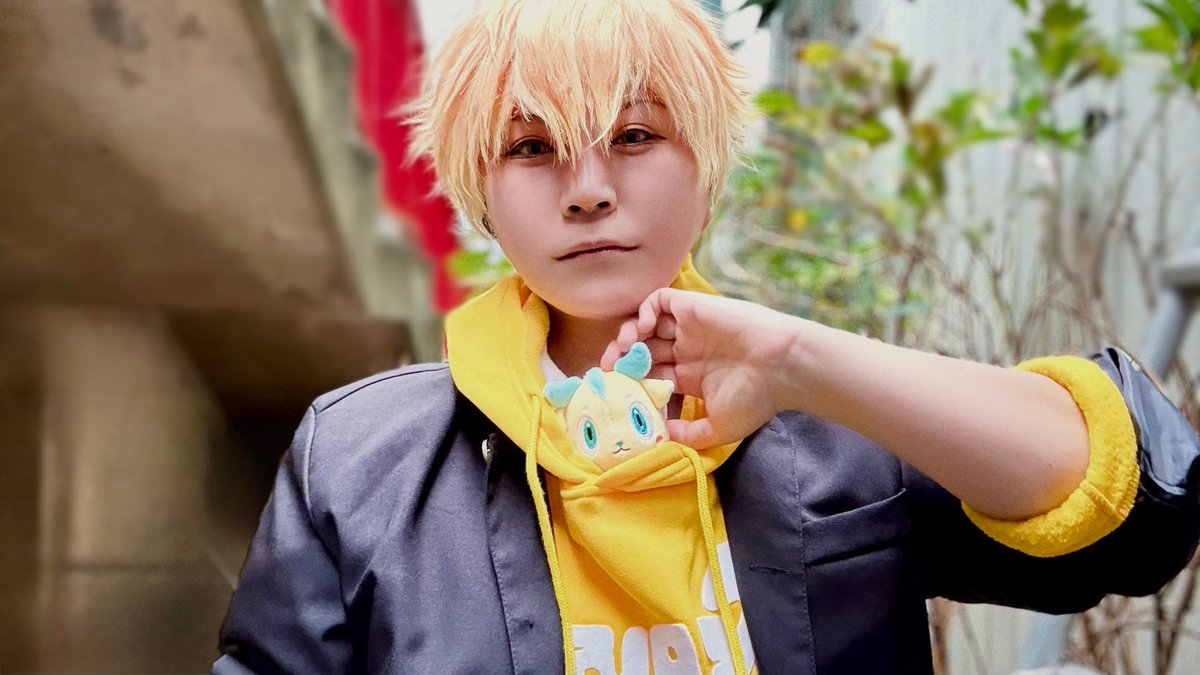 zero__karasu's tweet image. Cosplay ⚠️アクセ欠、捏造衣装⚠️

大切な相棒👊✨️

🌈🕒 🌩️🦒 （放オリ）

 #仙スト