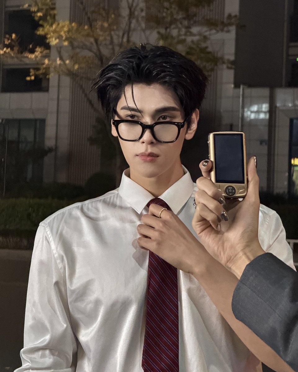 joongsol's tweet image. “be my princess” 
“hi princess” 

I think JoongDunk&apos;s love codes are the cutest🥹

JOONG IN LOVE ZHEJIANG 
#JoongFSinZhejiang 
#จุงอาเชน #JoongArchen