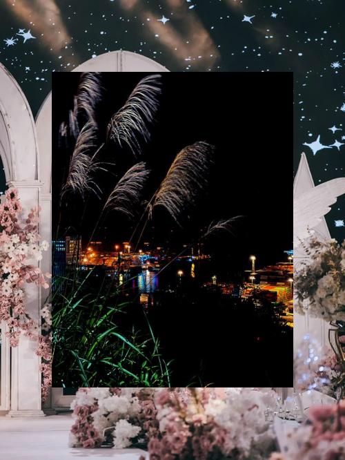 rustylee50's tweet image. Sunrise over mountains: peaks glow bright 🌅⛰️​🎹項鍊的鏈子有點細，是媽媽特意選的，說戴著舒服，如今再也看不到那條細細的鏈子，心裡空落落的。