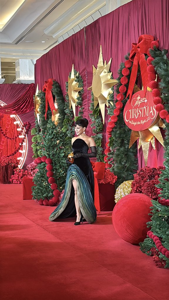 StarPopPH's tweet photo. MARIS RACAL looking fabulous here at Star Magical Christmas 2025! 🤩

#MarisRacal #StarMagicalChristmas2025
#SleighTheNight #StarPopPH #ABSCBNMusic https://t.co/A5QhKGEY7F
