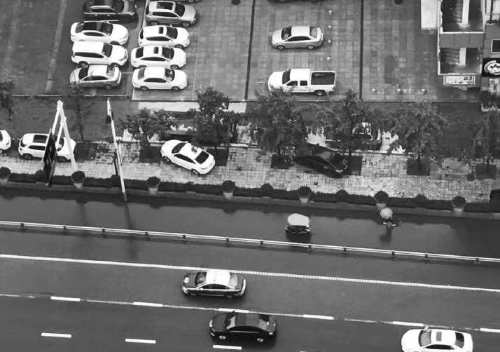 Ada902213's tweet image. 一个人吃饭 当别人一通搭讪要加微信的时候
我说我老公不同意
出门在外身份都是自己给的 😂😂