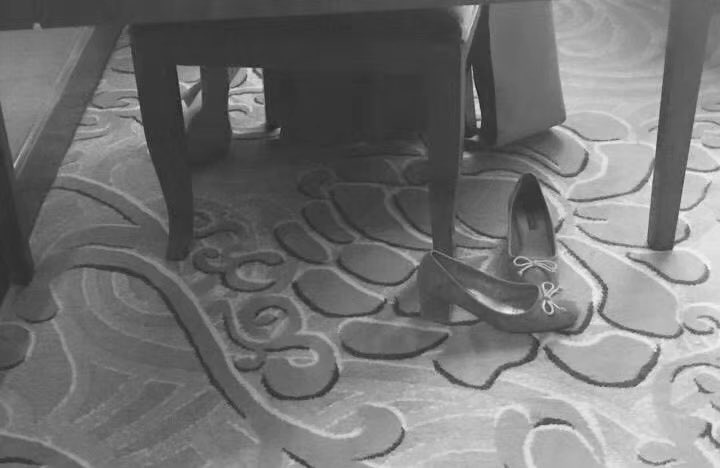 Ada902213's tweet image. 一个人吃饭 当别人一通搭讪要加微信的时候
我说我老公不同意
出门在外身份都是自己给的 😂😂