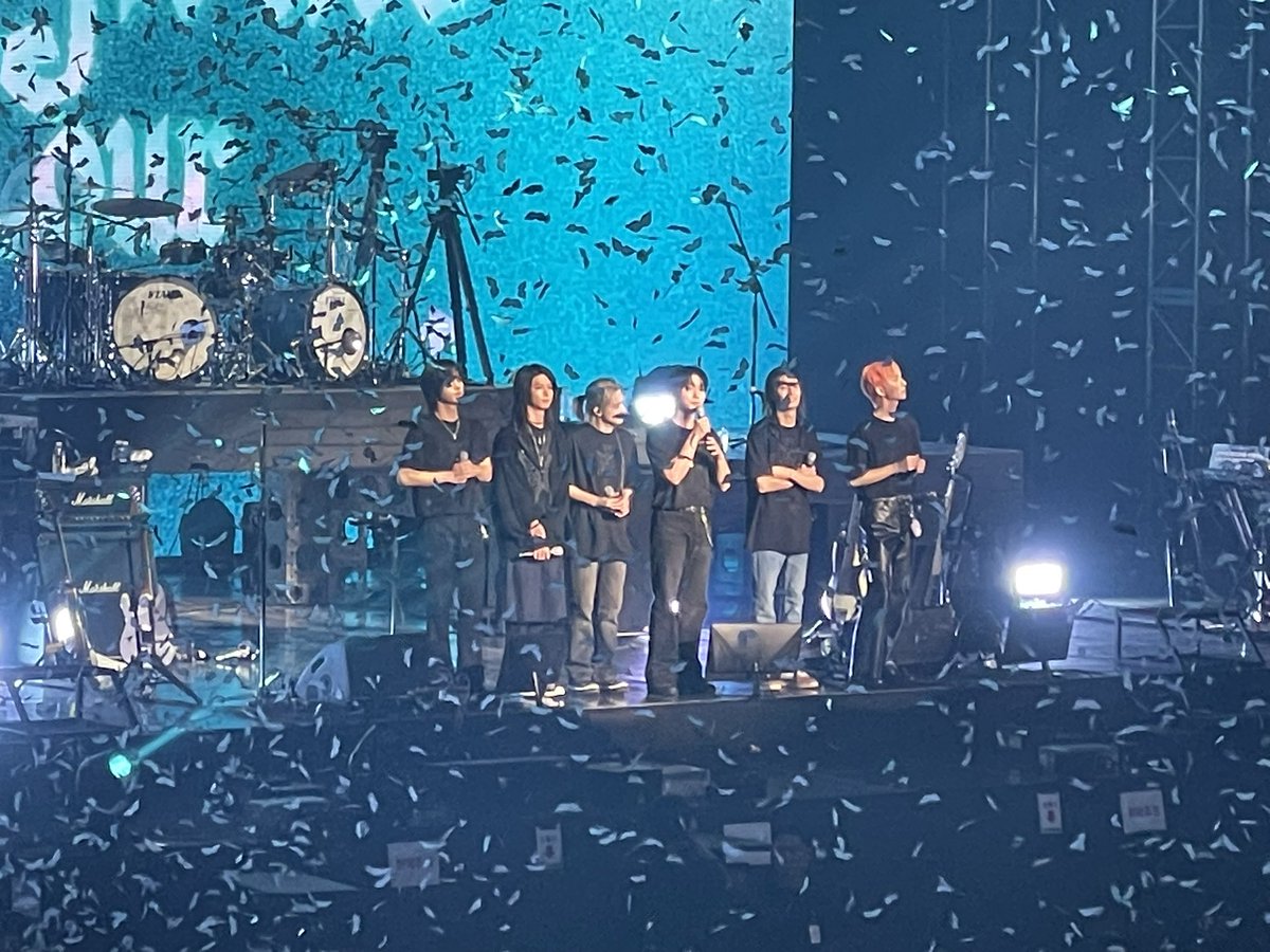 Chels_Mous's tweet image. My last XH show in Korea 😭 

My heroes, thank you for everything. Been here since day 1 and will be here forever. This fandom and group means so much to me, you gave me a wonderful community and friends I will cherish forever 🥹