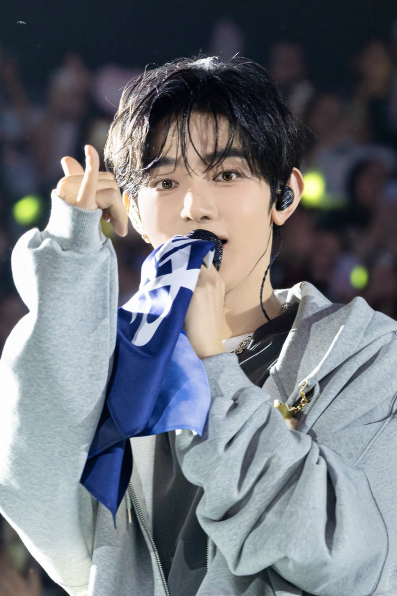 1729th_'s tweet image. 251004 HQ

#장하오 #章昊 #ZHANGHAO
#ZEROBASEONE #제로베이스원 #ZB1