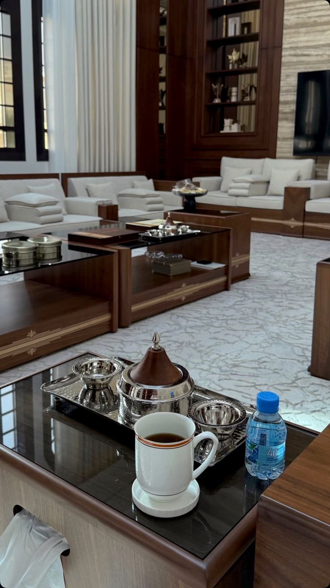 اليا سْبقوك الناس لا تلعن الحظ
الحـظ  ، ،  شماعة  ردي  العزايم