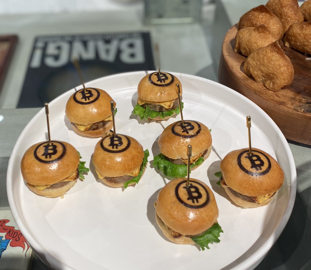 kohitsuji_btc's tweet image. #BJ25 #DevDay #BUIDL  
アフターパーティーにて
ビッティ♡

#TokyoBitcoinBase
@TBB_JP  @TheBTCJapan