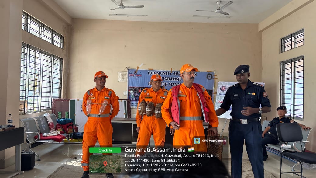 ASTU_NSS's tweet photo. 📅 13/11/2025
Disaster Management Awareness Session
📍 ASTU Campus
PO: Ms. Sanjukta Sarma 
A session on disaster preparedness was conducted by NDRF, organised by NSS ASTU (In-Campus Unit).
Empowering students with essential knowledge and response skills for emergencies. https://t.co/7nt6n8Yjgi