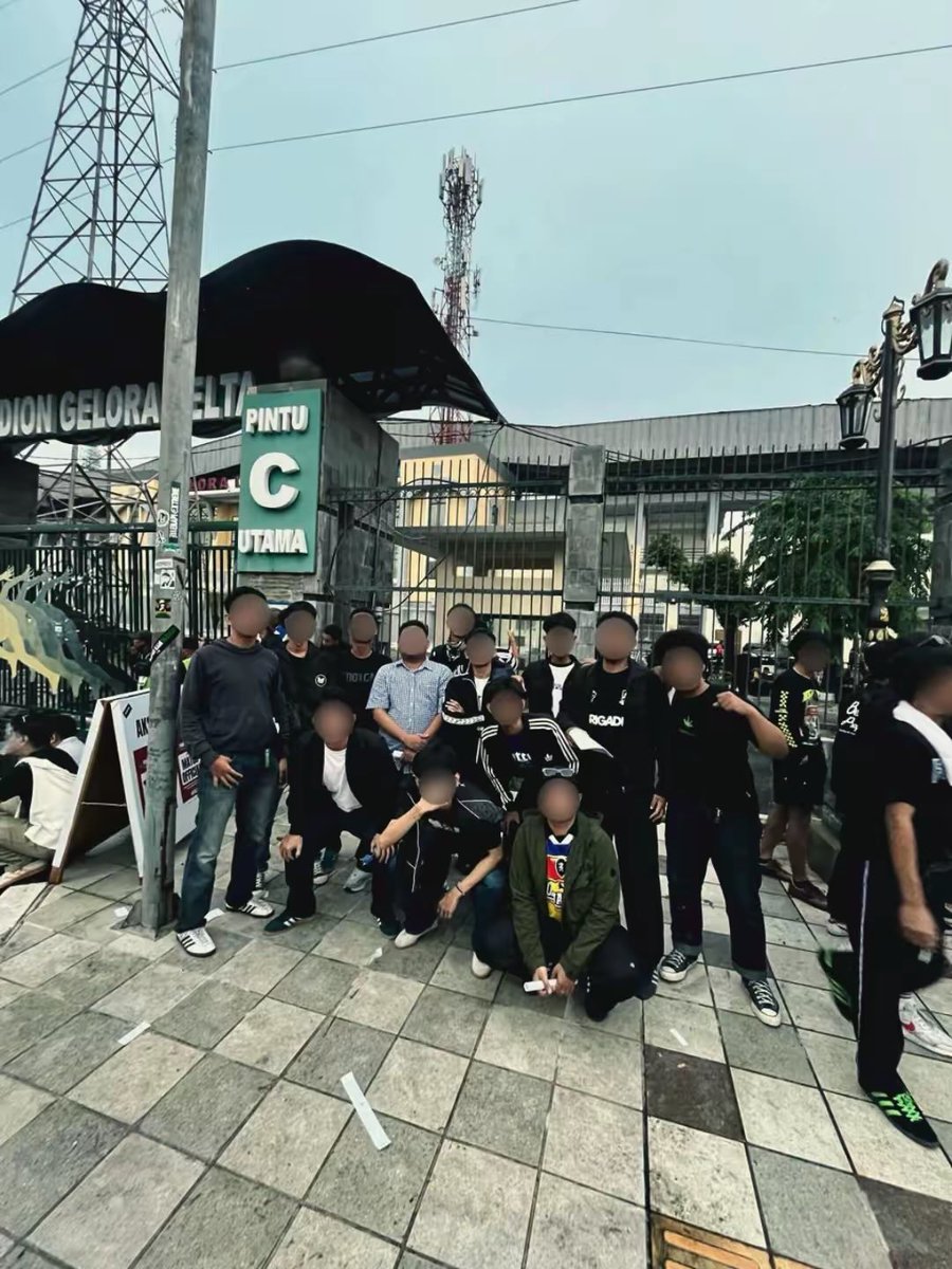 progoboys2015's tweet photo. ARCHIVE SIDO(A)RJO +1 https://t.co/cMI7RCNUo1