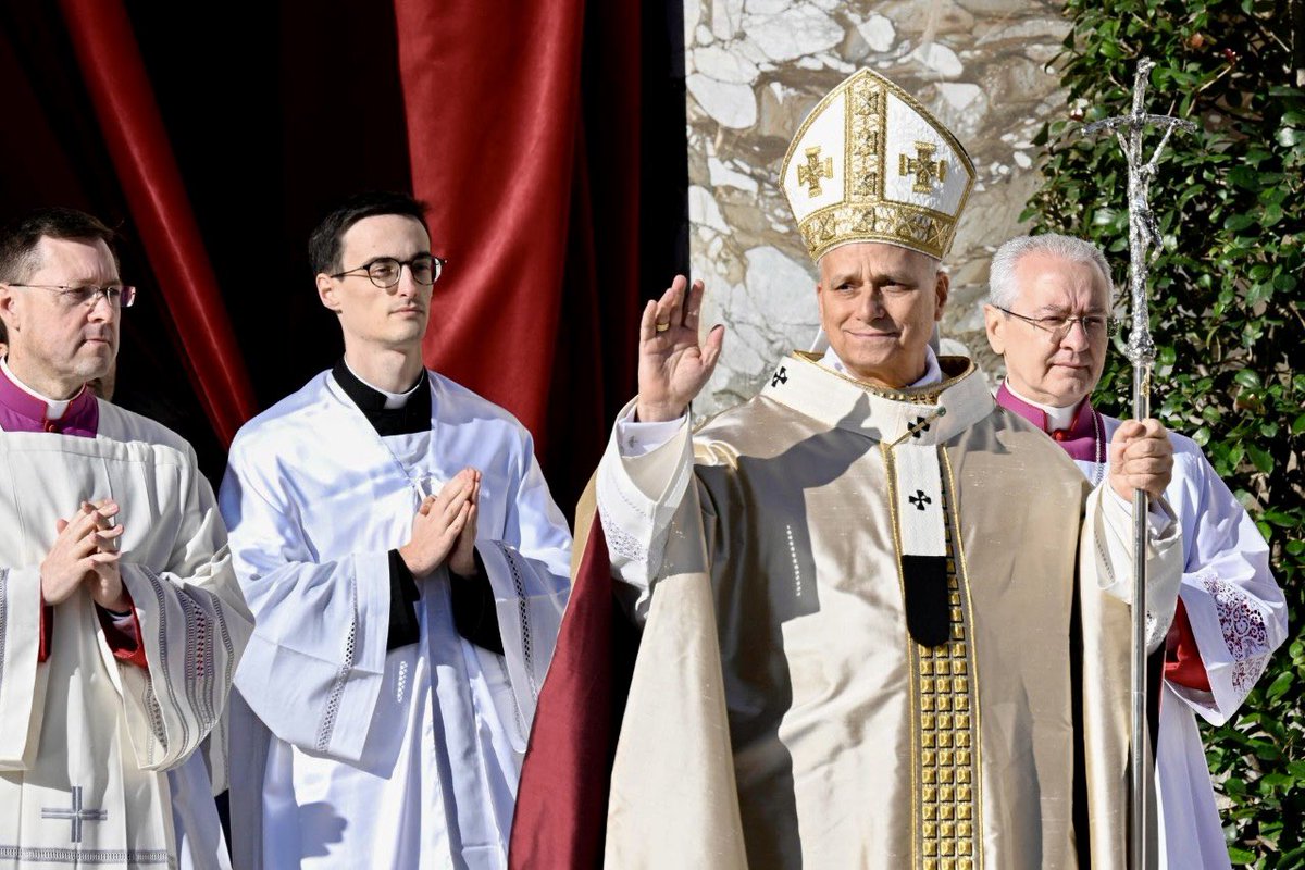 Cardinal R. Sarah tweet media