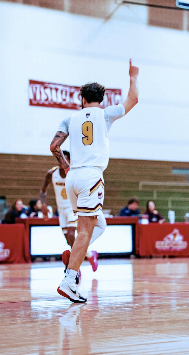 Jeanne 💫 tweet media