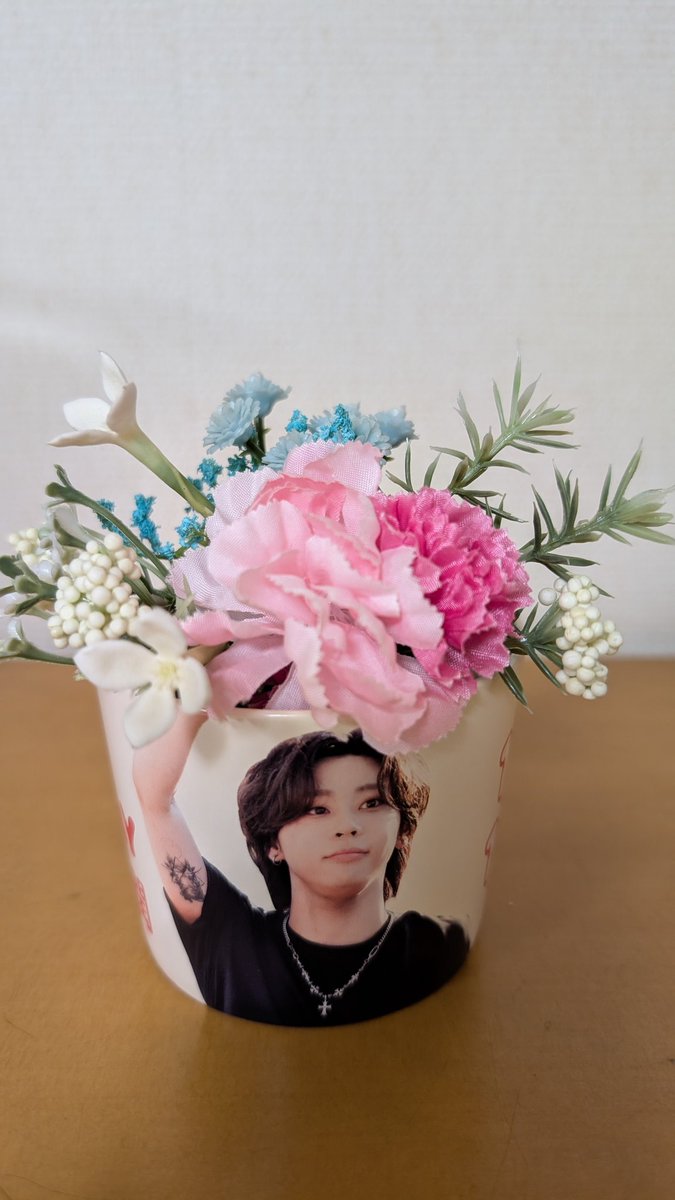 8623Kei's tweet photo. #Happy_JUNE_Day
#上原潤_ELVYN_LVRS

今日は勇気を出してボッチで行ってみました
飾り付けの潤くんの写真がみんなイイ！ https://t.co/EeoWbPIaLh