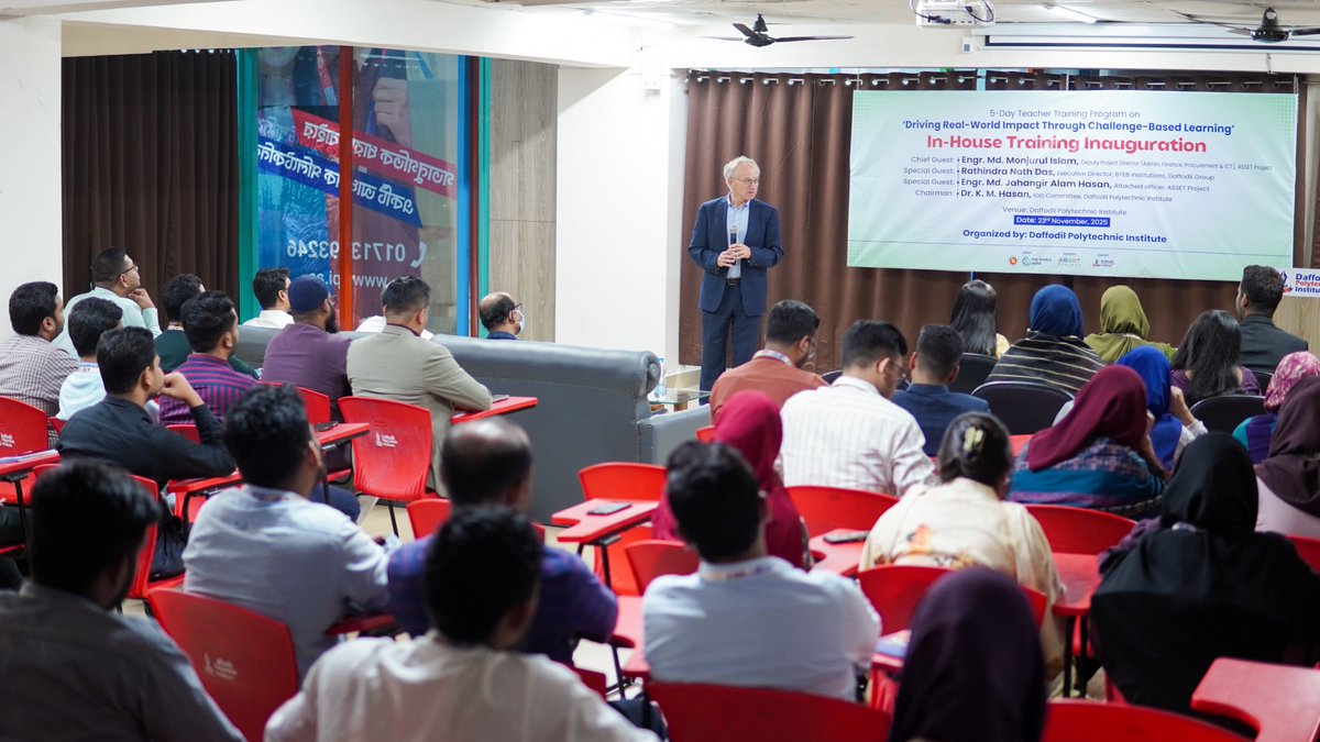DaffodilPoly's tweet image. 👏বাংলাদেশ সরকারের ASSET প্রকল্পের আওতায় ড্যাফোডিল পলিটেকনিকে শুরু হয়েছে &apos;Driving Real-World Impact Through Challenge-Based Learning&apos; বিষয়ে ৫ দিনব্যাপী ইন-হাউজ টিচার্স ট্রেনিং।

#Daffodilpolytechnic #DiplomaEngineering #ASSET