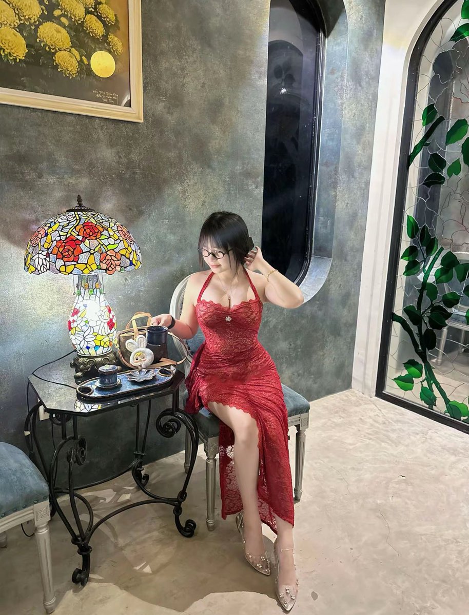 Tường Vi tweet media