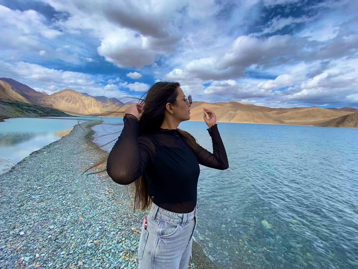 ShilpiParmar5's tweet photo. Pangong Lake. 14,270 feet.

I came for the view.
I left with peace I didn't know I was searching for. 🏔️💙

Have you been there? https://t.co/WjGB1vplju