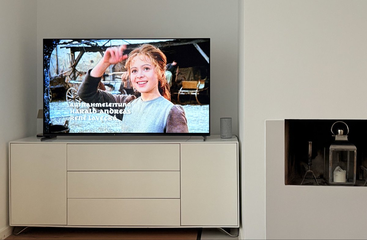 Kleiner Snackteller am Sofa mit Maronen…uuuund zum ungefähr 40 Mal 😎😂….(fühle mich wieder wie 10J und I like it!). Das muss heute.