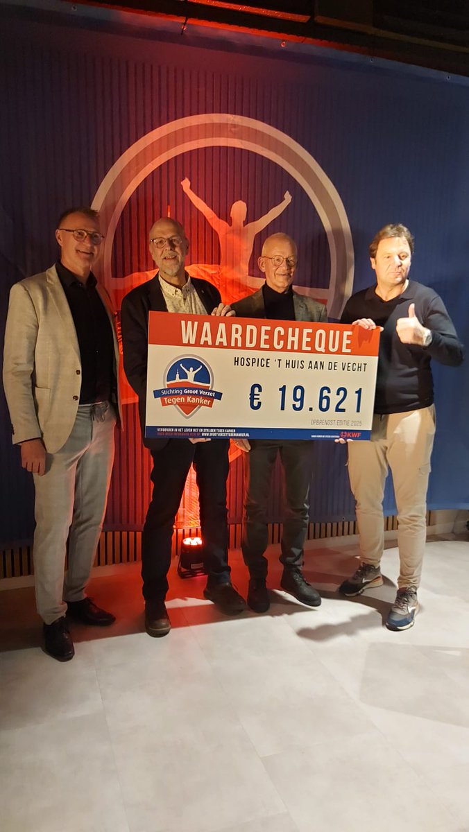 Wat hebben we een geweldig bedrag in ontvangst mogen nemen tijdens de afterparty van <a href="/StMontVentoux/">StichtingGrootVerzetTegenKanker</a> vorige week zaterdag in Meppel. 
Een enorm compliment voor #TeamHospiceHardenberg  die zich enthousiast hebben ingezet voor Hospice <a href="/HuisaandeVecht/">HospiceHuisadVecht</a>
