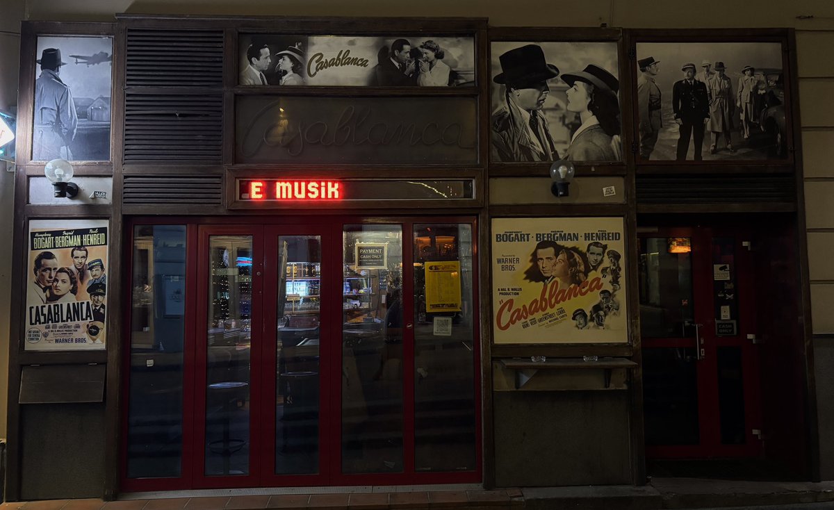 walked the streets of vienna yesterday and came across an entire casablanca themed bar