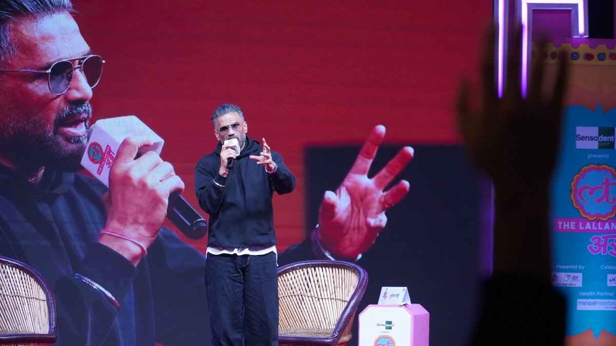 TheLallantop's tweet photo. Timeless Star!
सबके चहेते ‘अन्ना’ आए और माहौल शानदार बना दिया!
किस्से, यादें और ढेर सारा प्यार सिर्फ लल्लनटॉप अड्डा पर.
@saurabhtop @SunielVShetty
#LTAdda25 #Adda2025 https://t.co/hqO7fMn8oO