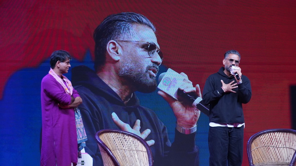 TheLallantop's tweet photo. Timeless Star!
सबके चहेते ‘अन्ना’ आए और माहौल शानदार बना दिया!
किस्से, यादें और ढेर सारा प्यार सिर्फ लल्लनटॉप अड्डा पर.
@saurabhtop @SunielVShetty
#LTAdda25 #Adda2025 https://t.co/hqO7fMn8oO