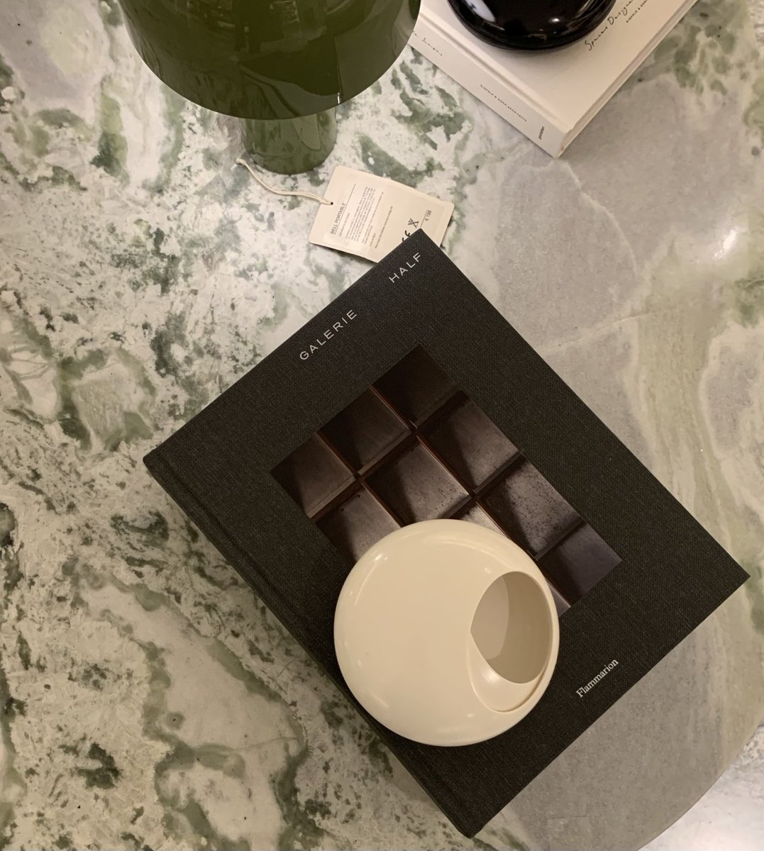 MariaBarros_20's tweet image. Morning to choose new objects | new interior project