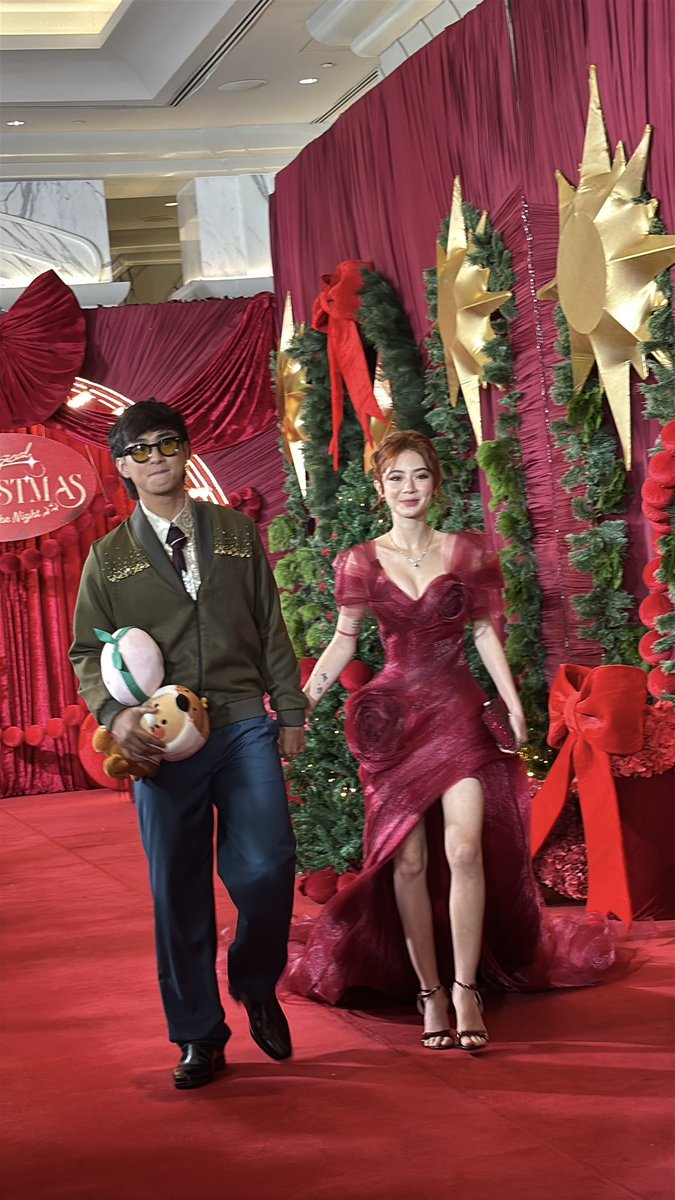 StarPopPH's tweet photo. JM Ibarra and Fyang Smith AKA JmFyang is also here at Star Magical Christmas 2025! 

#JMFYANG #JM #Fyang #StarMagicalChristmas2025
#SleighTheNight #StarPopPH #ABSCBNMusic https://t.co/WjpfPl5Go7