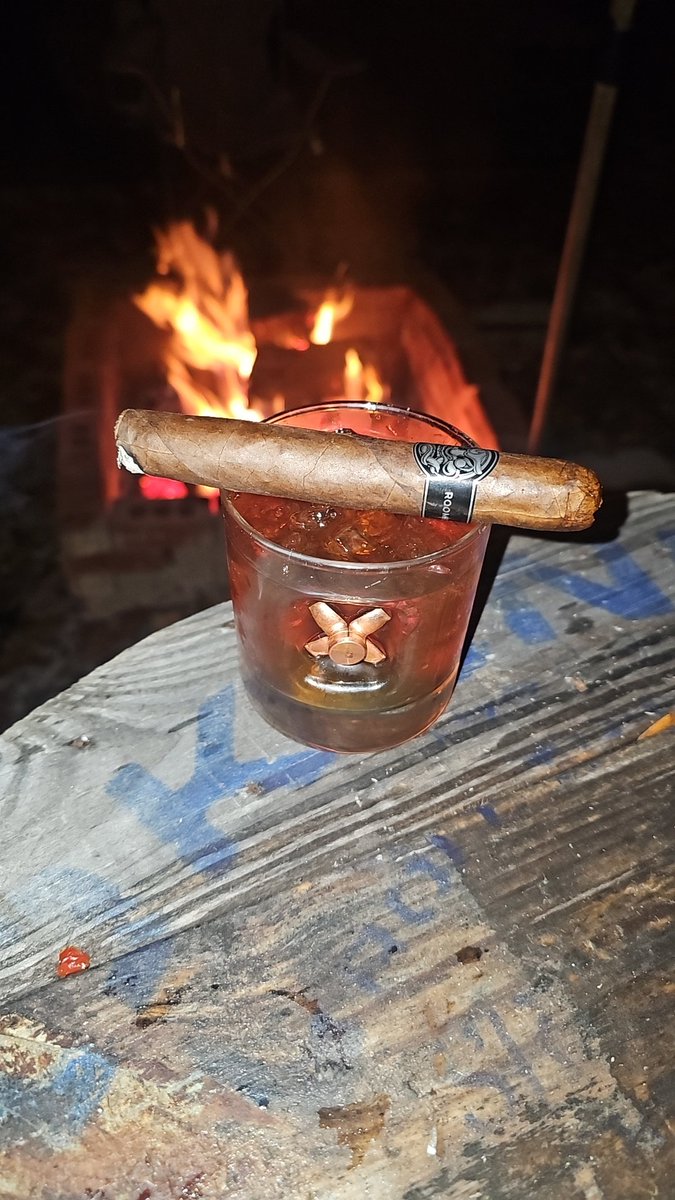 Steve Perry (@fyreduck1921) on Twitter photo 