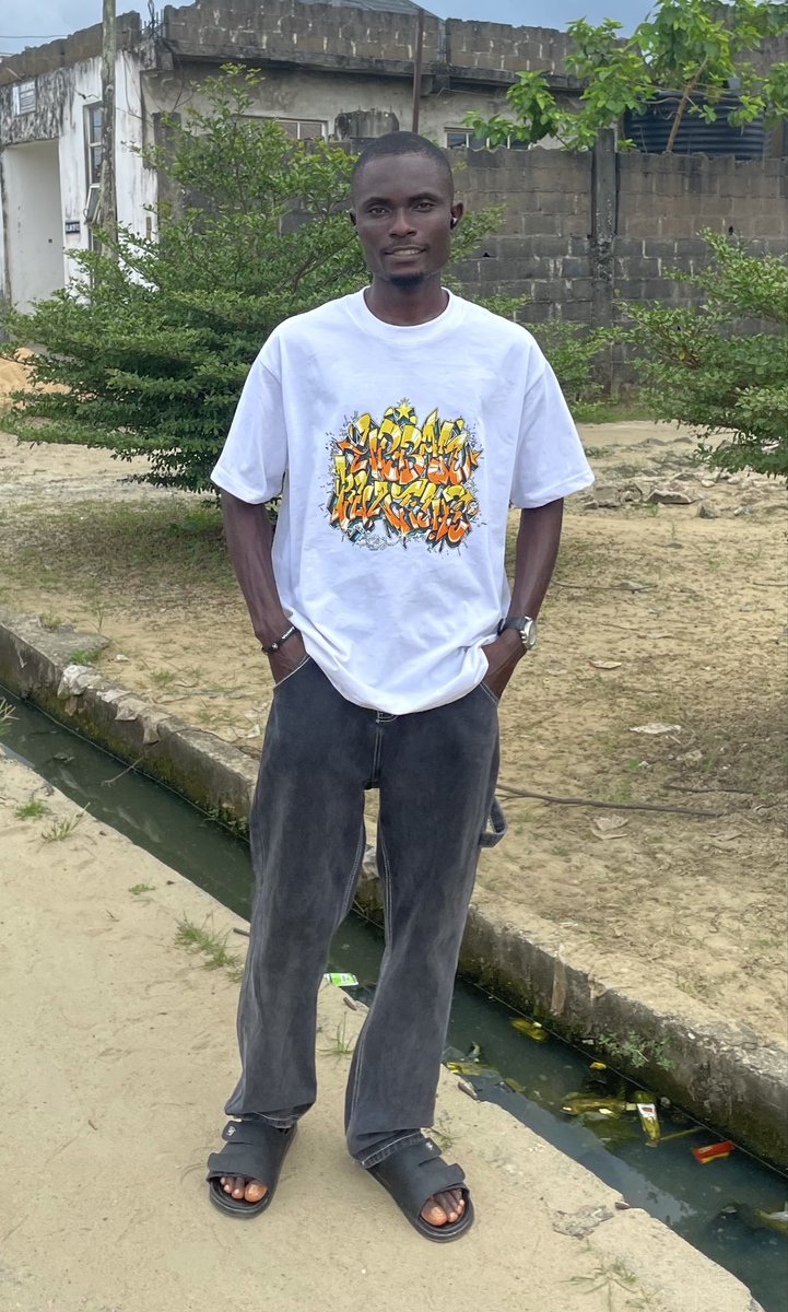 largeln's tweet image. Na Good Tori we go Dey tell when we see again 🙏🕊️