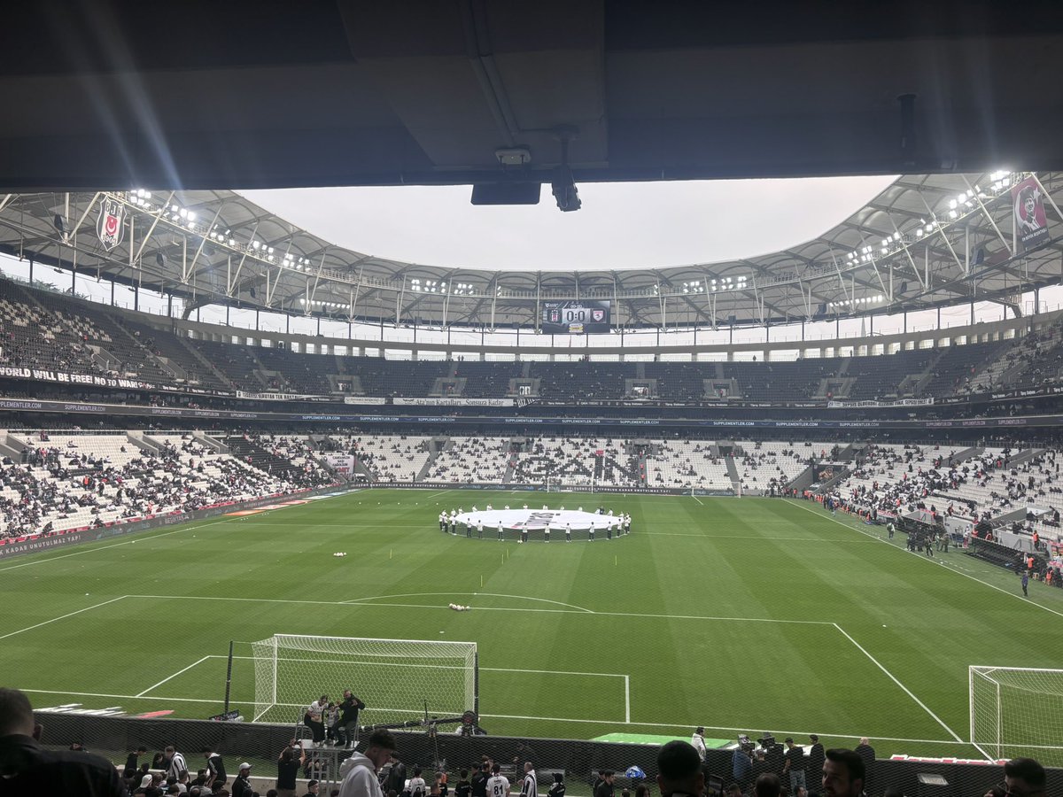 s_suavi's tweet photo. ALANDAYIZ
#Beşiktaşınmaçıvar https://t.co/rgfrhlGUFj