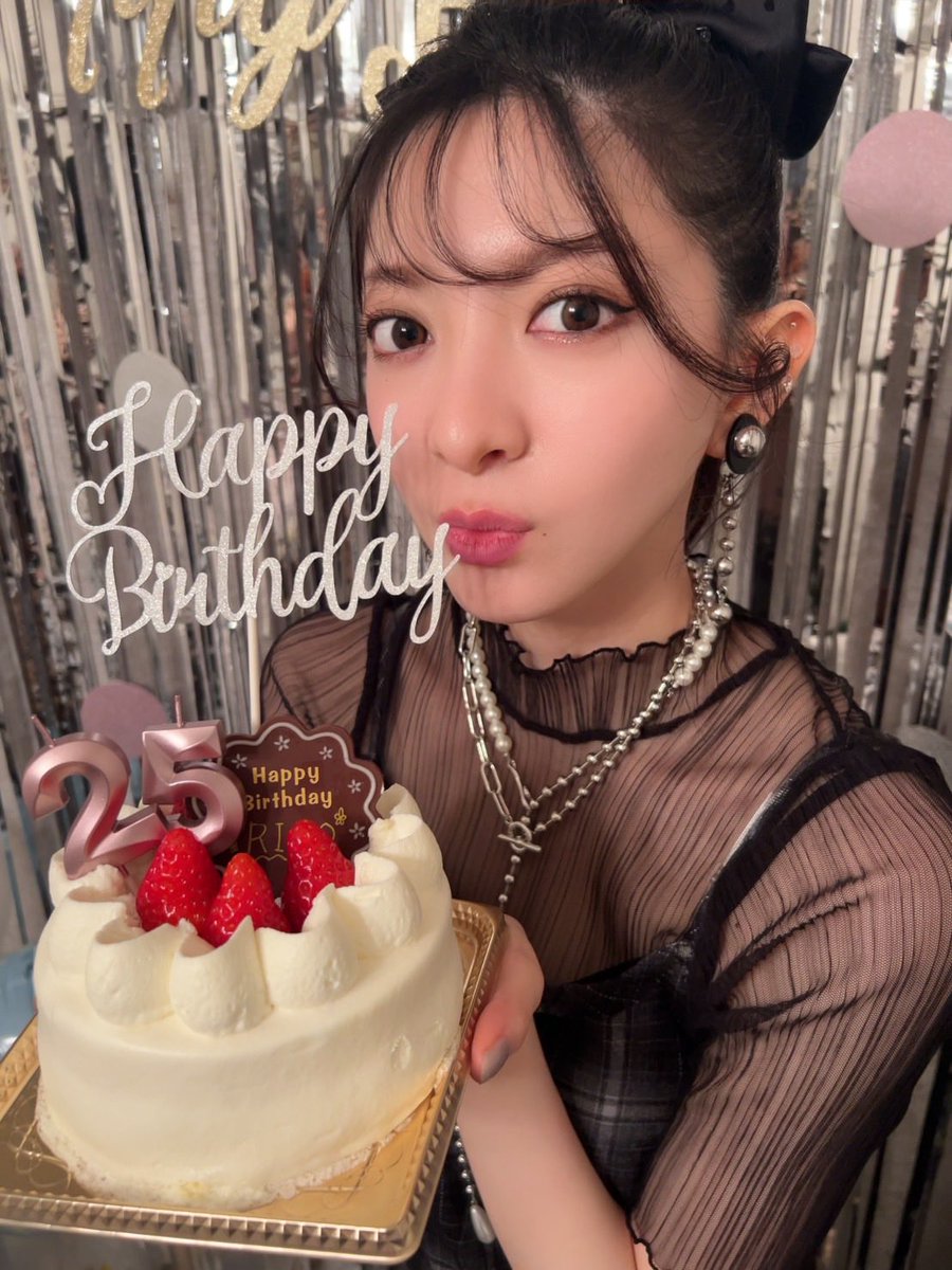 GNN_Tama's tweet image. 菅原りこ☆RICOさん、お誕生日おめでとうございます。🎂🍒⚡💖🍀🎉
歌と舞台での一層のご活躍に期待しています。
#菅原りこ
#RICO
#菅原りこ誕生祭
#菅原りこ生誕祭2025
#りったんThanksFlowerDay2025