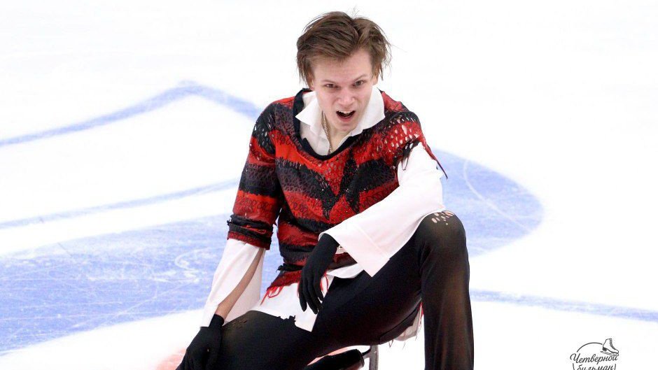 "я и мой биас" 

бешенная энергетика у обоих