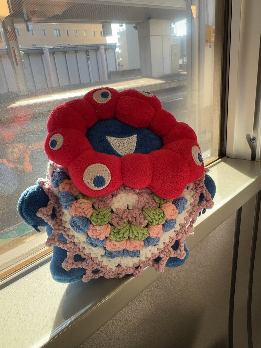 luluonice's tweet image. もっちり立、おしゃれしてお出かけできて満足げでした🍂
今日のイベント、ミャクミャクグッズ持ってる人めちゃくちゃいて万博みたいだった☺️