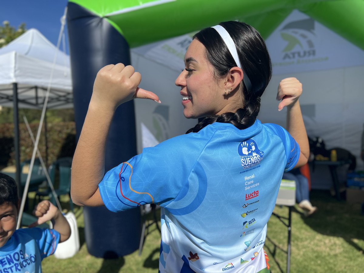 RutaBogotaNorte's tweet image. 🏃‍♀️💚 ¡Ya estamos listos para recibir a nuestros corredores! 💙🏃‍♂️

En @RutaBogotaNorte nos complace ser patrocinadores oficiales de la 4.ª edición de la Carrera Sueños en Construcción, un evento donde el deporte, la solidaridad y la unión hacen grande a nuestra comunidad. ✨

Nos…