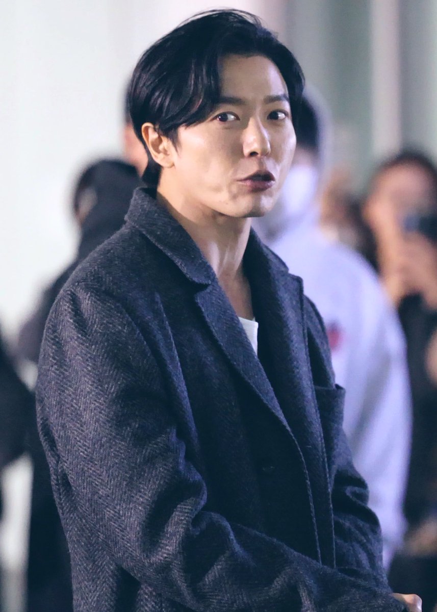 treefrog0402's tweet image. 부리입도 그리울거야.