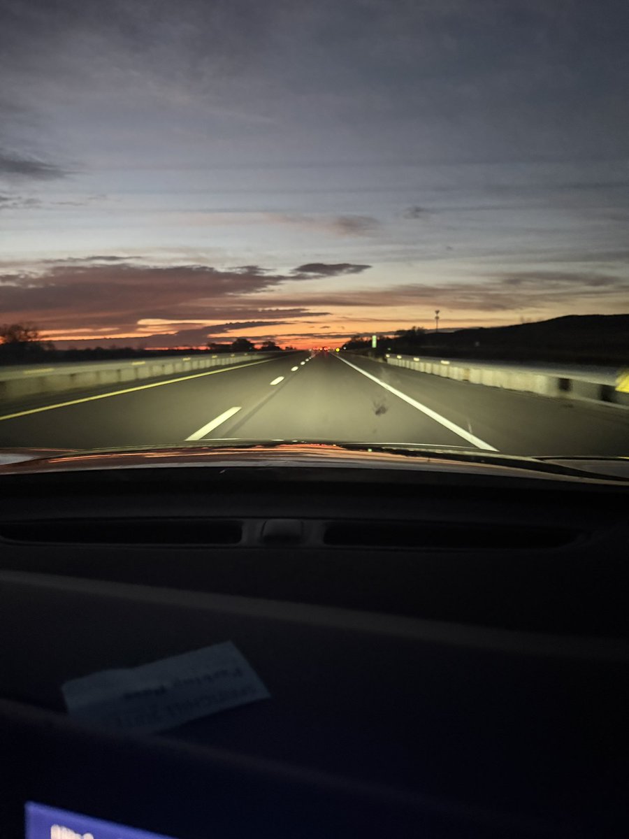 LouisTABQ's tweet image. Headed home. See you soon Albuquerque!  

SELL OUT UNIVERSITY STADIUM FRIDAY!  THE @UNMLoboFB TEAM IS  8-3 AND ARE COMPETING FOR A CONFERENCE CHAMPIONSHIP.  GET TO THE STADIUM. SUPPORT LOBO FOOTBALL #GoLobos #LoboUp 🐺🆙
