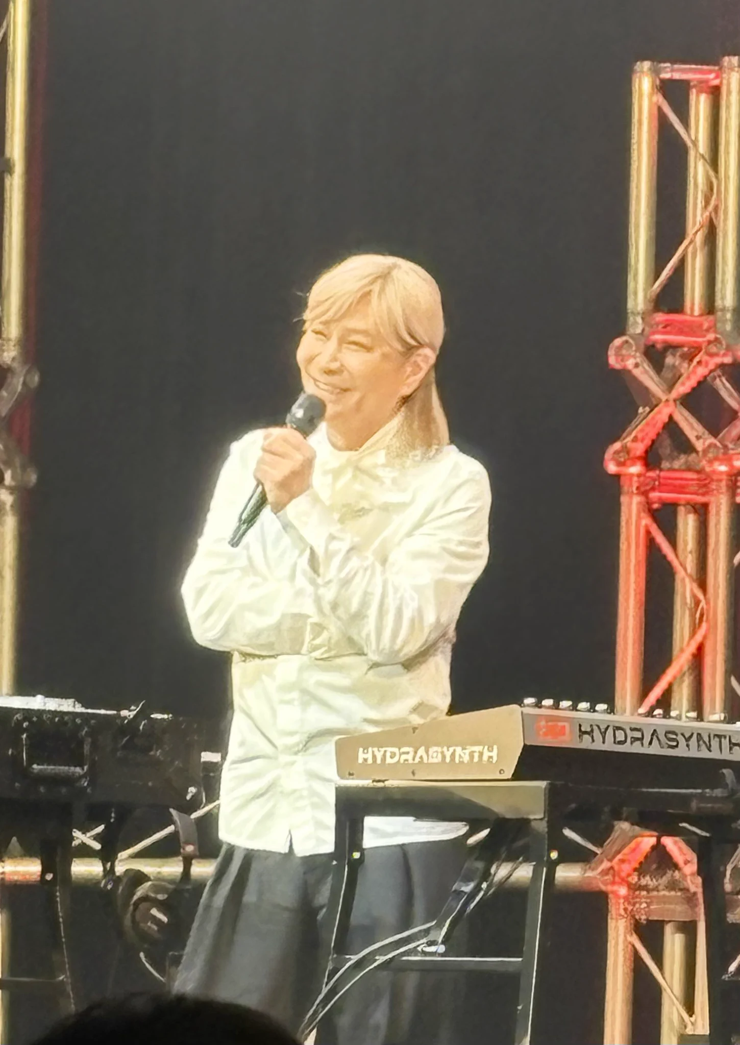 小室哲哉のファンミーティングがZepp Hanedaで大盛況に