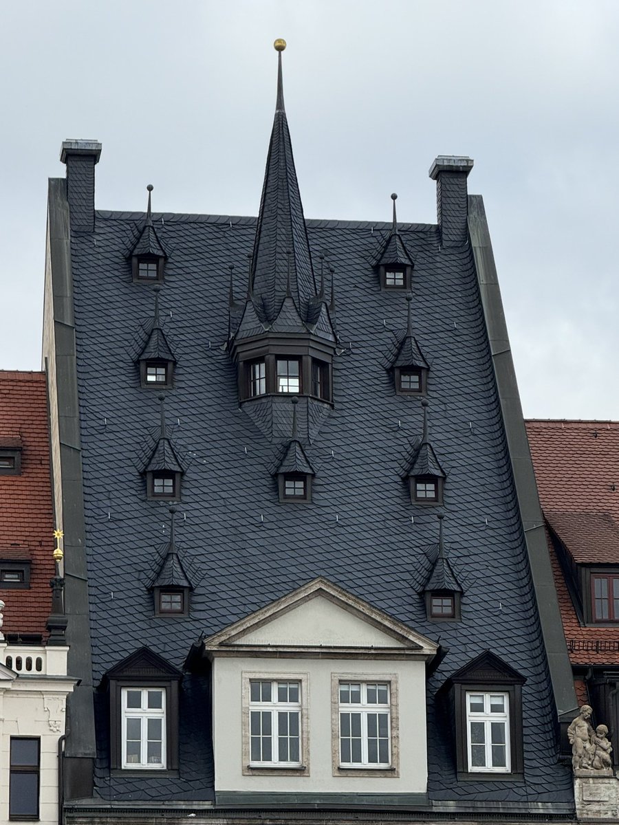 course8cheduler's tweet image. #PMJWeeklyChallenge
@pmj_photos 
#Chimneys 
Leipzig  🇩🇪