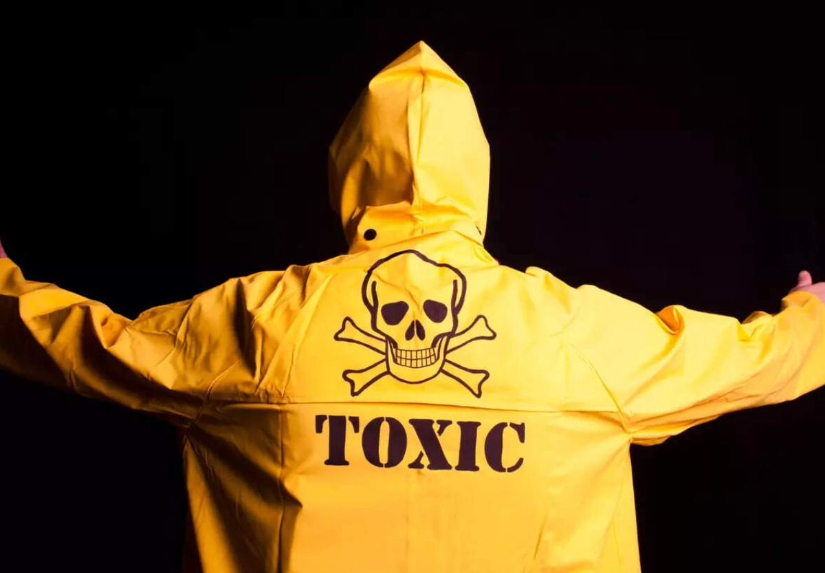 MemoriaHabil's tweet image. 🍽️ No es paranoia. Es real.

🇺🇸 EE. UU. permite estos alimentos en sus supermercados.
🛑 Pero muchos países los han prohibido por completo.

Te sorprenderá saber qué comes sin darte cuenta…

Aquí van los 15 alimentos que el mundo ha vetado. 🧵