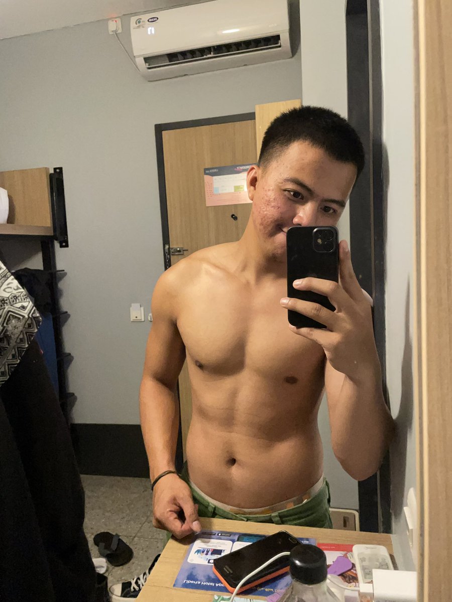 kunhendi1's tweet image. Short escape jakarta