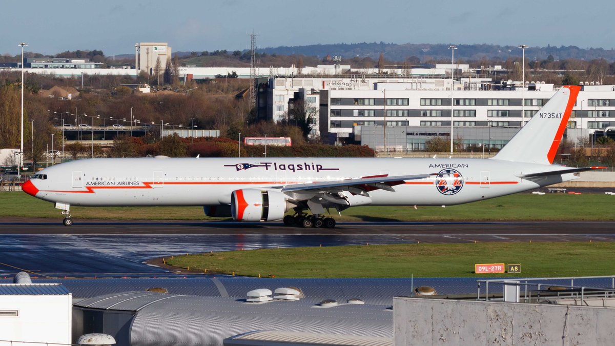 airwaysmagazine's tweet image. AA goes retro. The 777 goes viral.

📸: Johann Heske/ Airways 

#americanairlines #boeing #avgeek