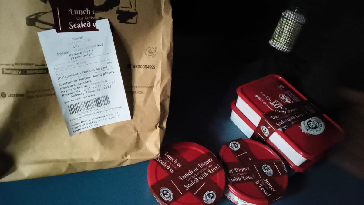 JAYADEV15739208's tweet photo. @Thalappakatti @swiggy In train PNR : 4425790423 Guruvayur Chennai Thambaram.  Delivery was planned at Trichy station at around 2pm. We ordered &amp; paid for 3 quantities but you have supplied only 2 biriyani.This is completely looting customers in trains&amp; no one will be questioned https://t.co/VAPuNVHONO