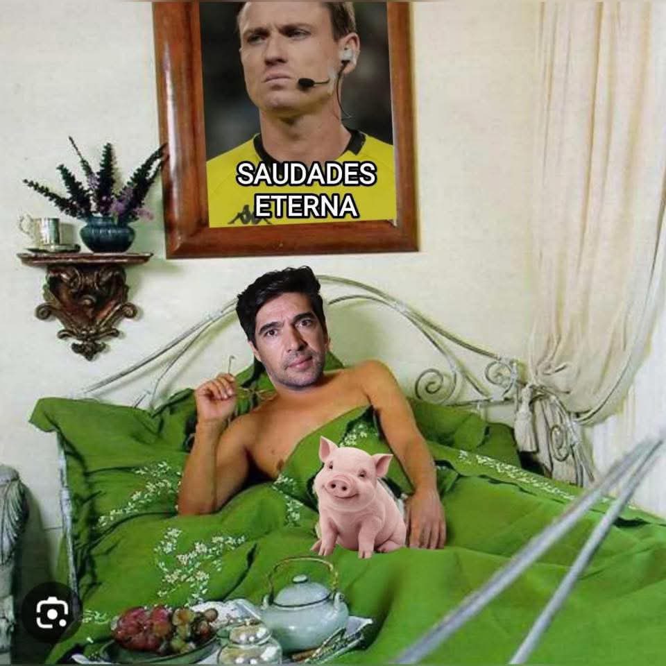 tpmenezes's tweet photo. @SelecaoVerde O "sacaneado" do post quer dizer: parou de ser beneficiado. Aí, a realidade apareceu. O Palmeiras está provando um pouco do próprio remédio. Time sujo nos bastidores. A paciência dos demais acabou. https://t.co/4I2Lgc993M