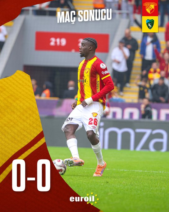 G6cYdcwWYAAigo0?format=jpg&name=small