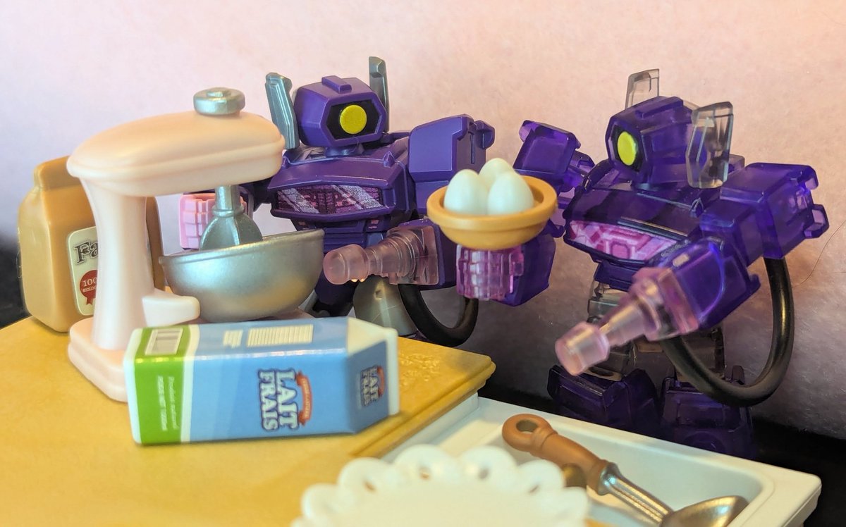 boot_stamping's tweet image. They&apos;re trying out a new recipe for energon