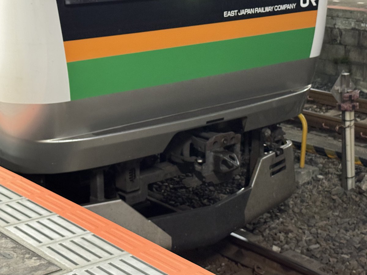 SAIKYO_takasaki's tweet image. 友人がE66編成を買う可能性があるので資料写真を撮影しました
今日はほかにもK403編成など、KATOプロトタイプがたくさんいました