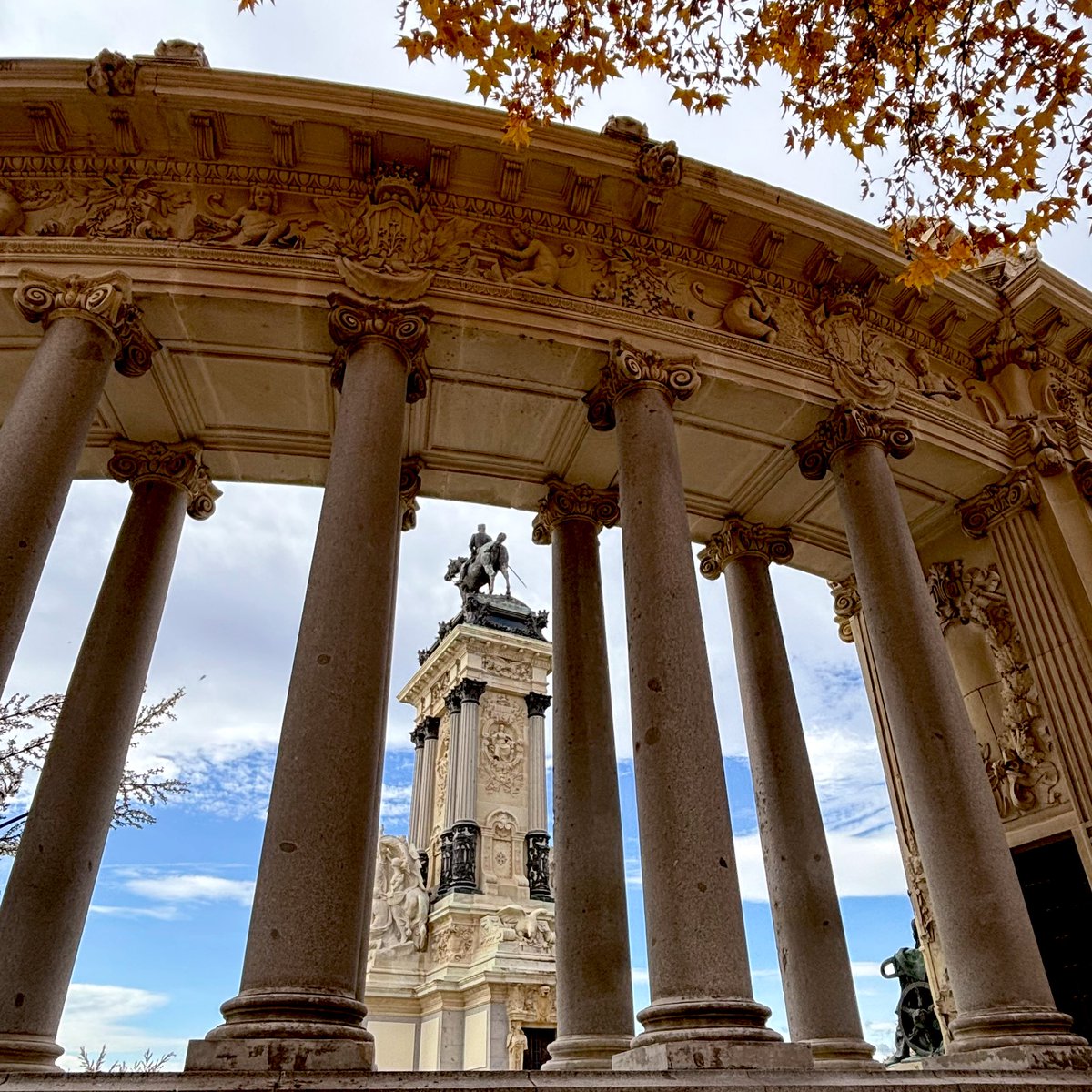 carlabqr's tweet image. El Retiro 🍂