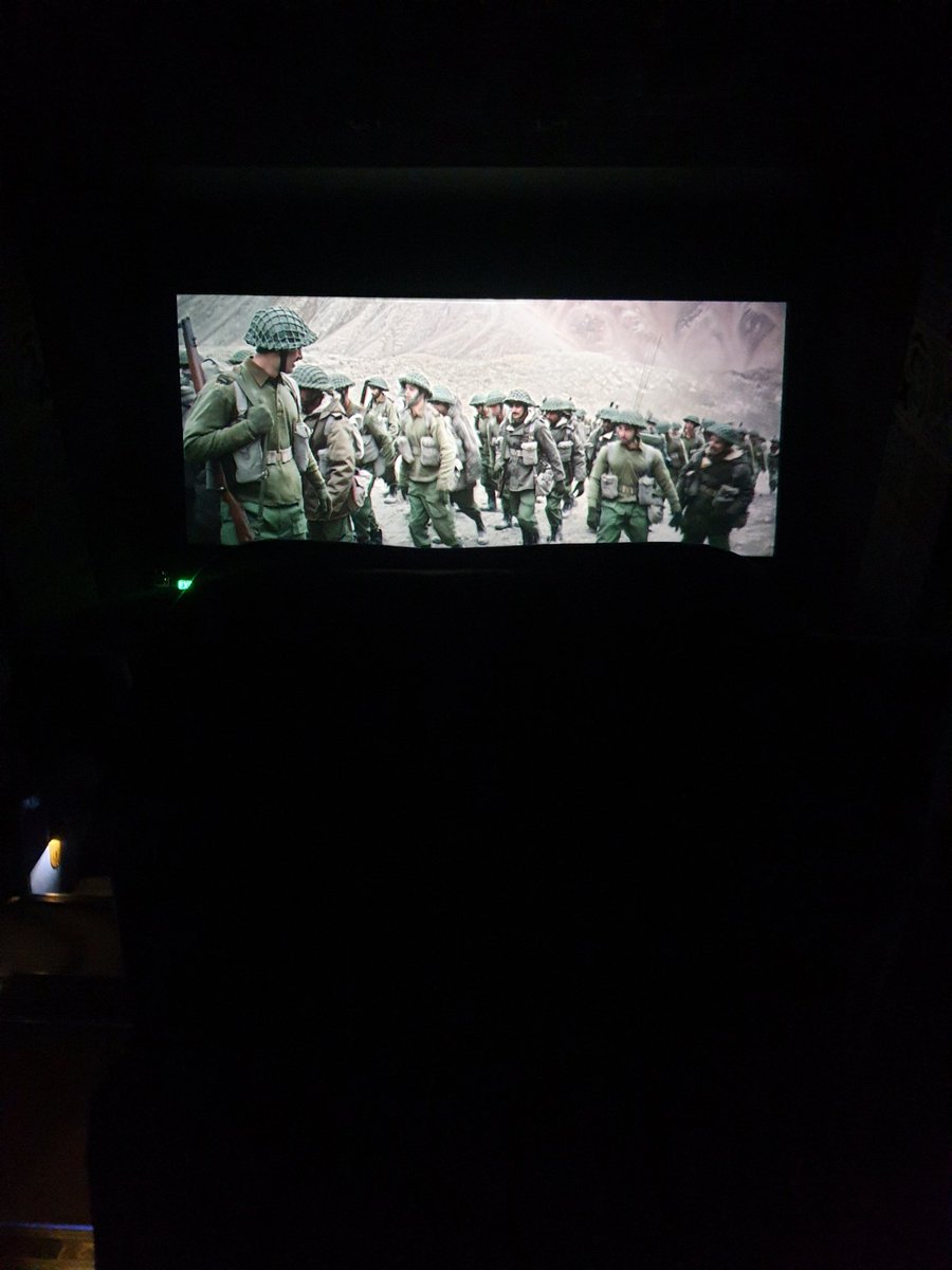 akul_diddi's tweet photo. A well made film by @excelmovies
@FarOutAkhtar and #razyghai .
A must watch fr all who want to know about the rezang la and gurung hill operation in 62 , major shaitan singh bhati his brave ahir troops.
@gurinipspb
@SoldierNationF1
@IMinakshiJoshi
@ImMehra94 https://t.co/oP75aEHE71