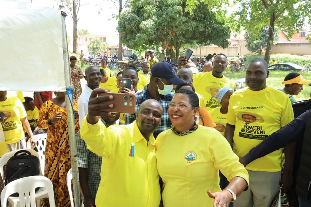 KennyUmoja's tweet photo. Update: We're live in Mbarara! Hon. Speaker @AnitahAmong, Deputy Speaker @Thomas_Tayebwa, and other dignitaries are currently meeting to finalize plans for President Museveni's upcoming visit to the Western Region. Stay tuned for more updates! #Mbarara #NRM #Museveni2026. https://t.co/bu3upknzv8
